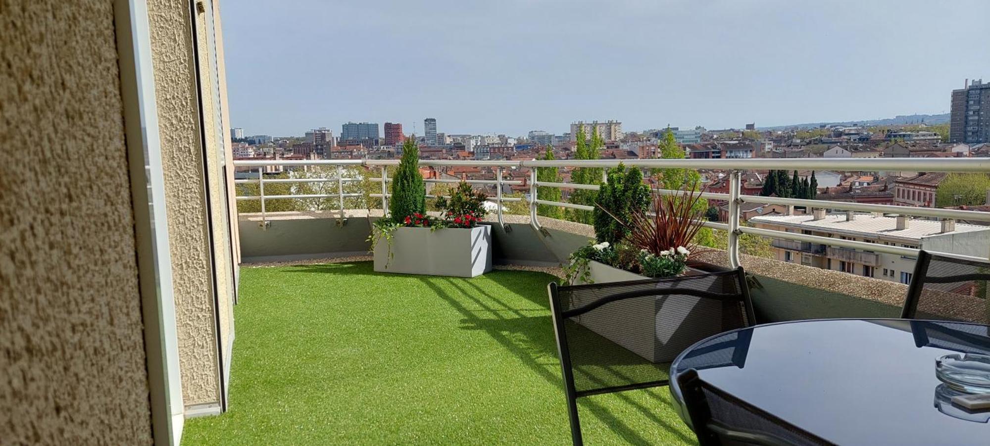 Le Panoramique Apartment Toulouse Exterior photo